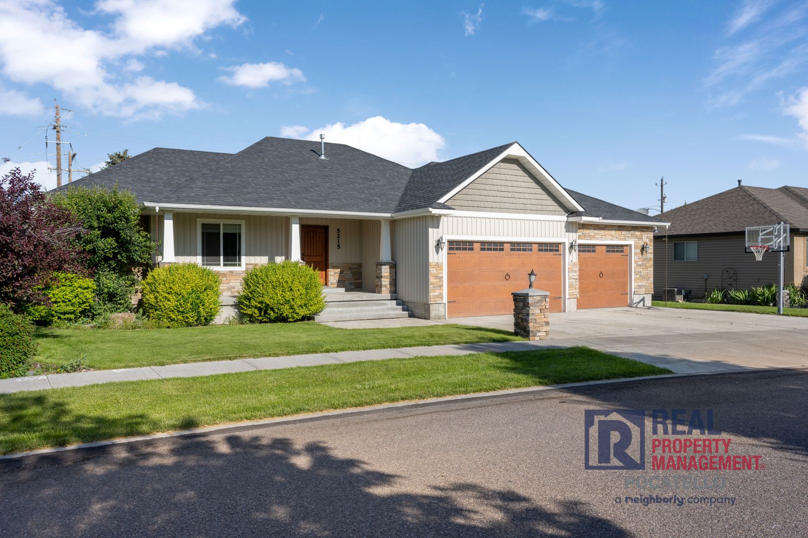 5215 Kymball Dr. 2 of 12