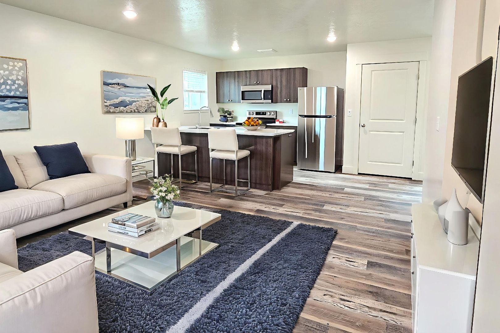 St. Anthony Apartment: 647 S 3rd W