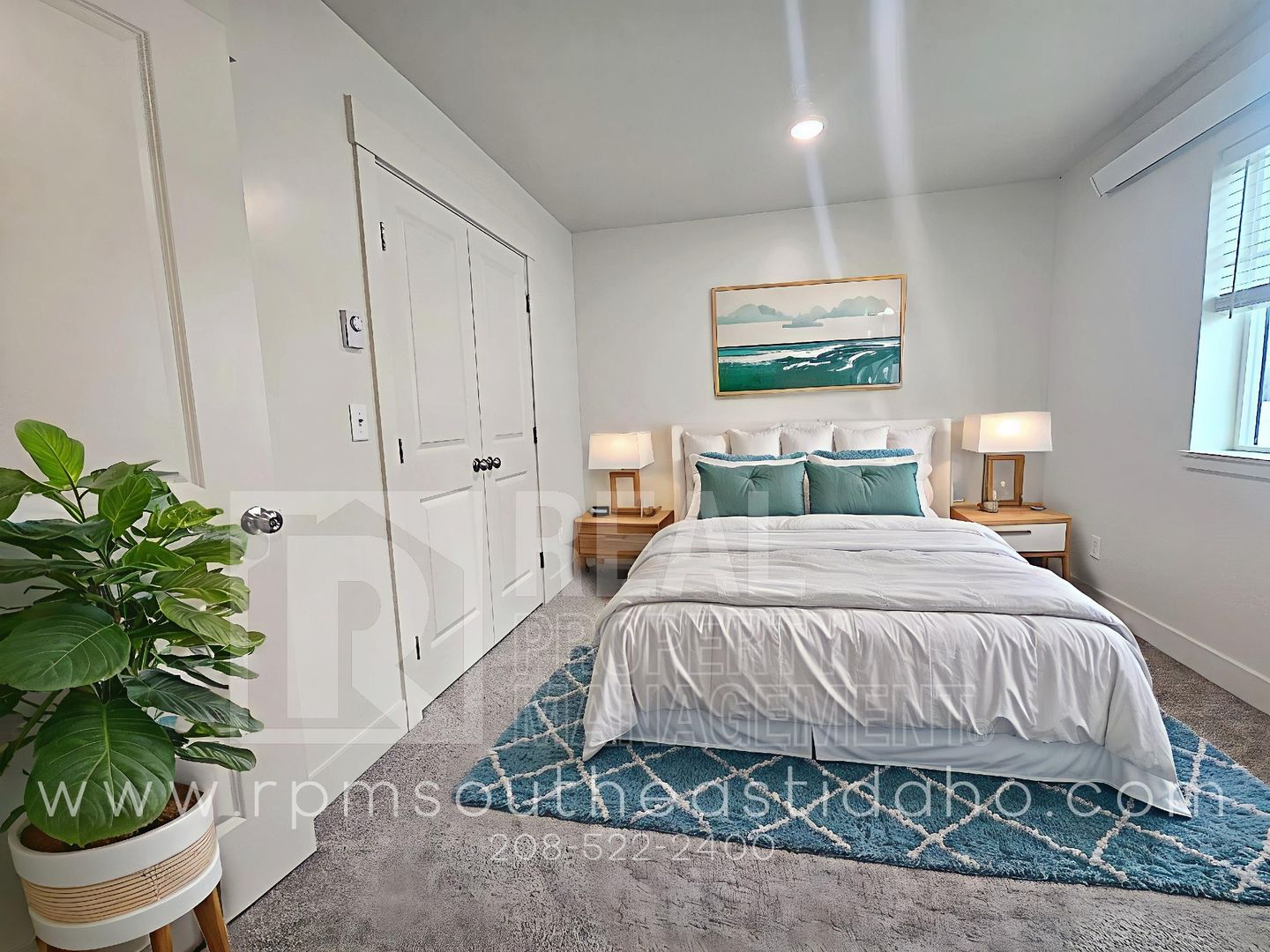 St. Anthony Apartment: 136 W 3rd N