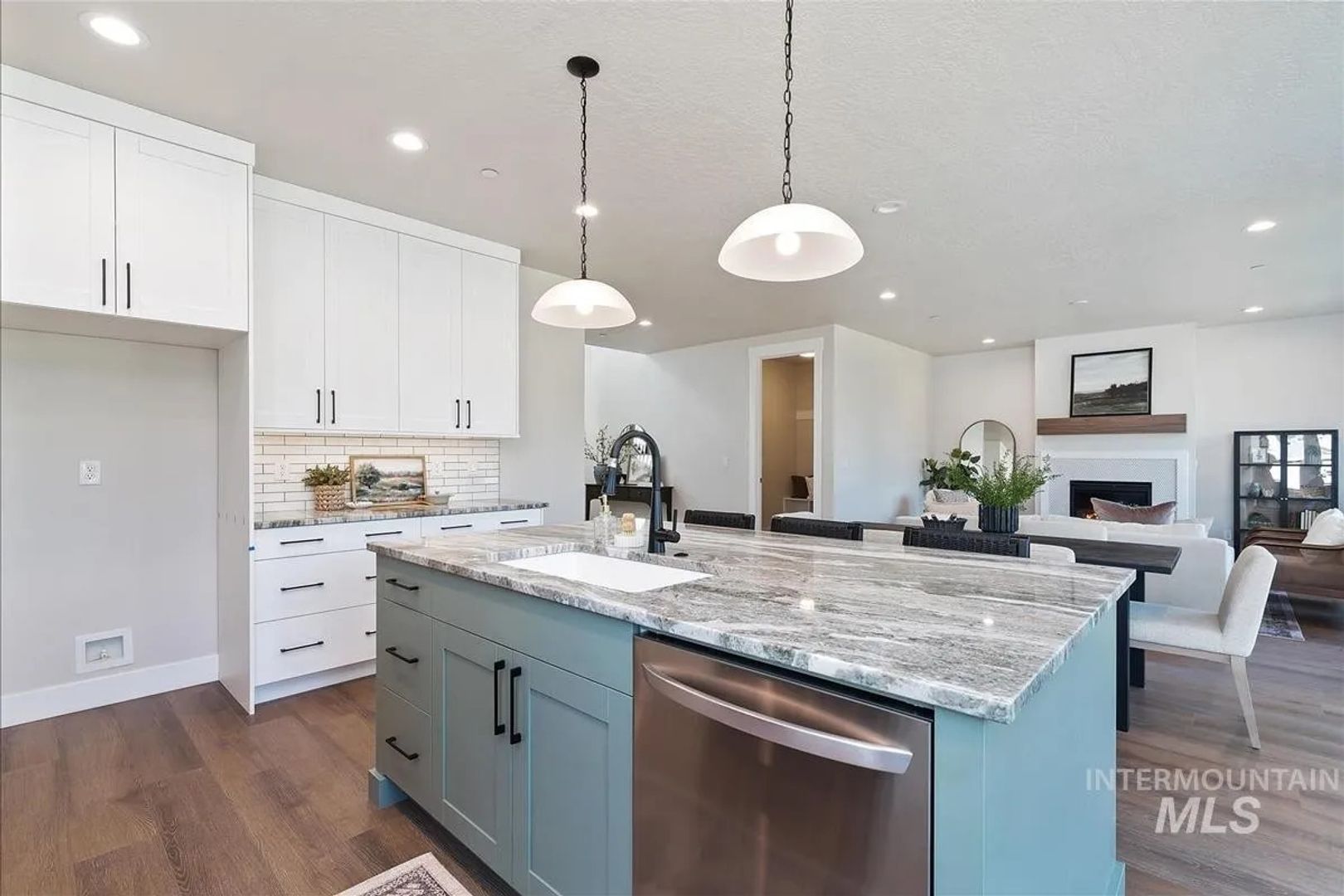562 Hidden Mill Ct 7 of 12