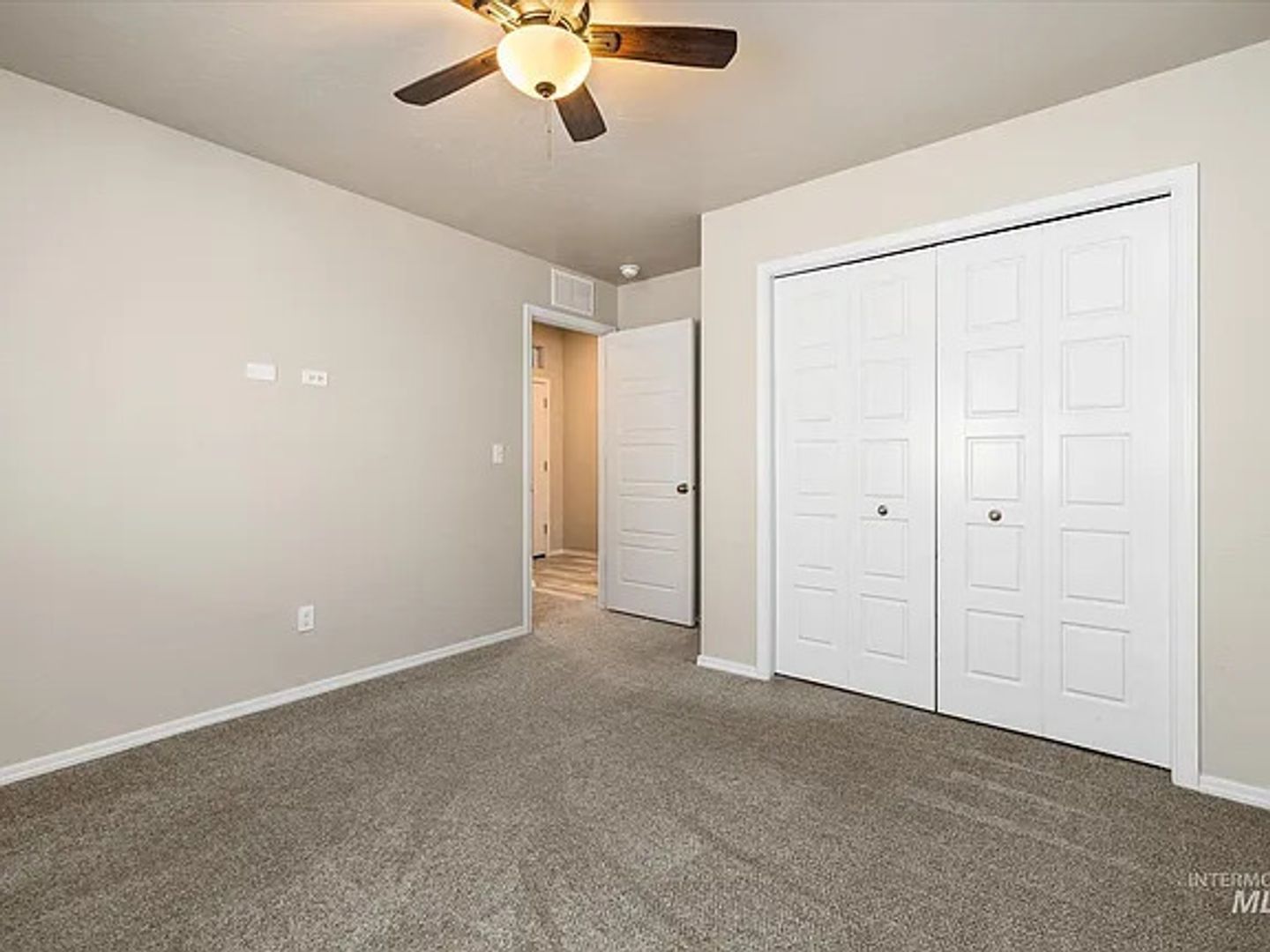 11887 W Box Canyon St 12 of 12