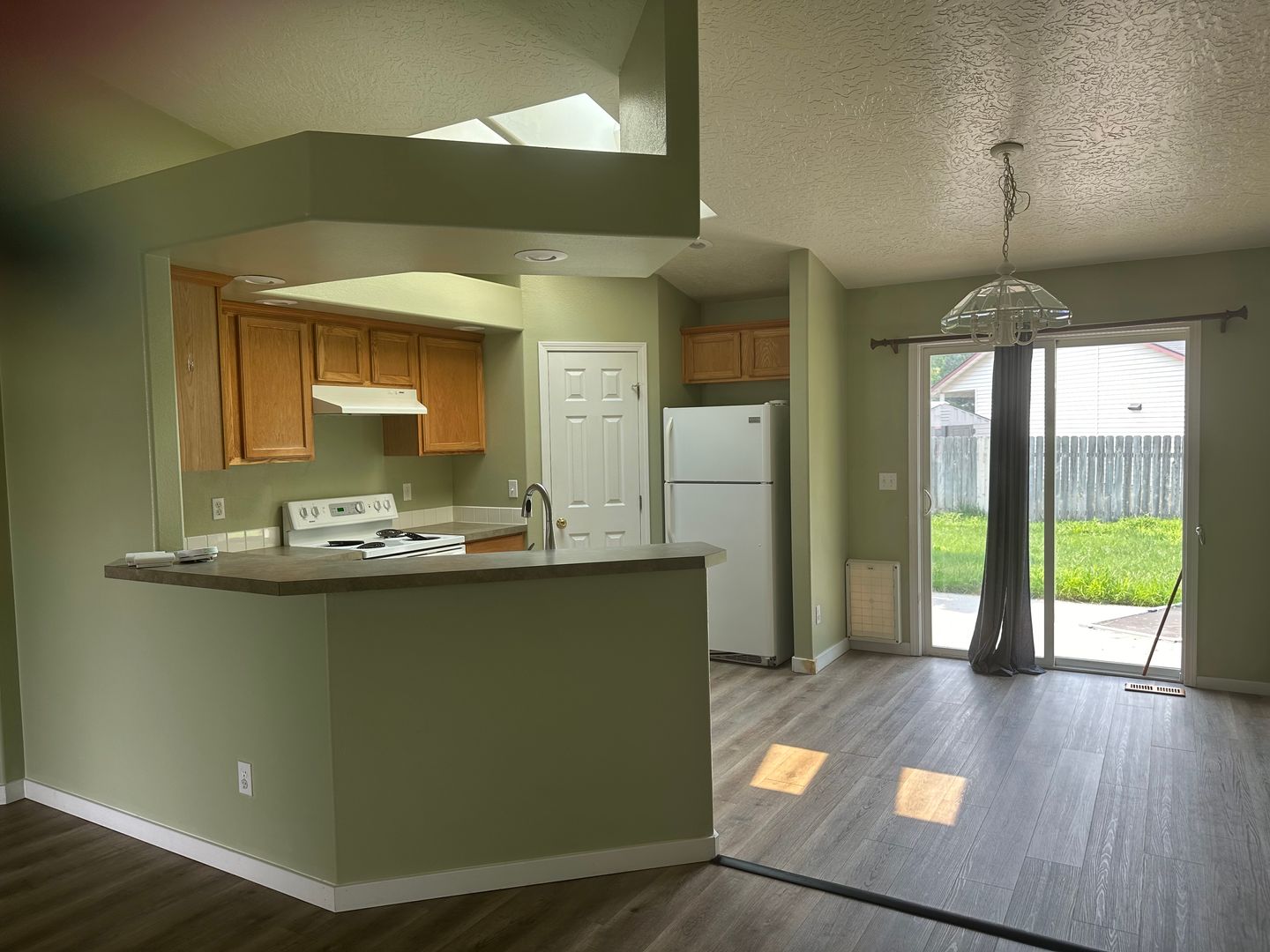 3412 Manchester Dr 9 of 12