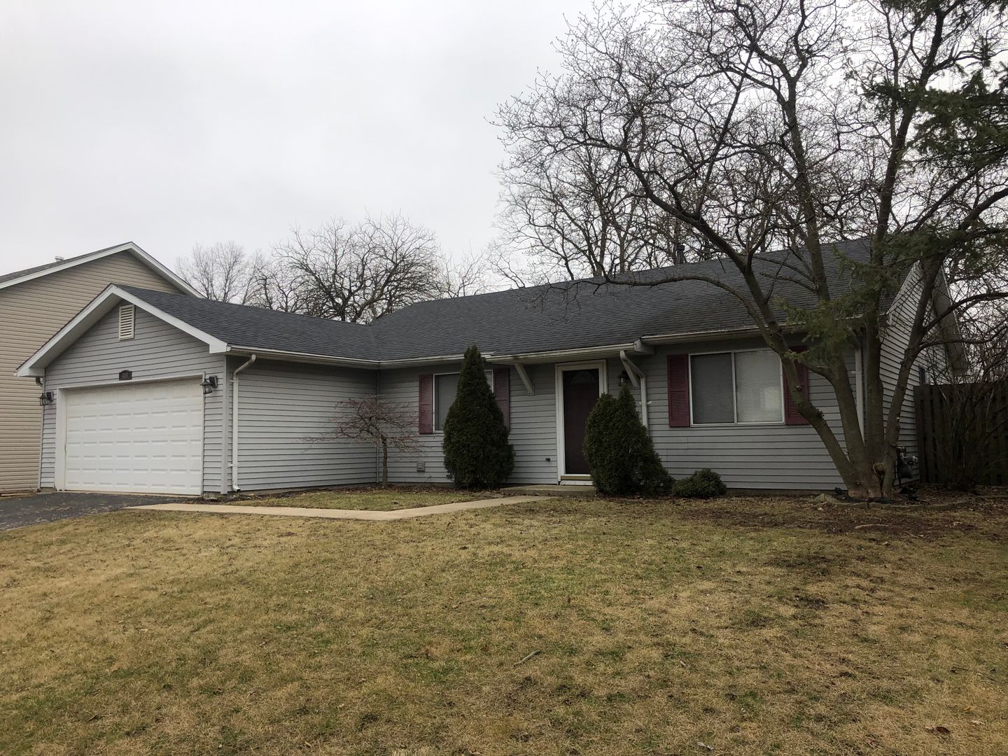 Bolingbrook House: 448 Independence