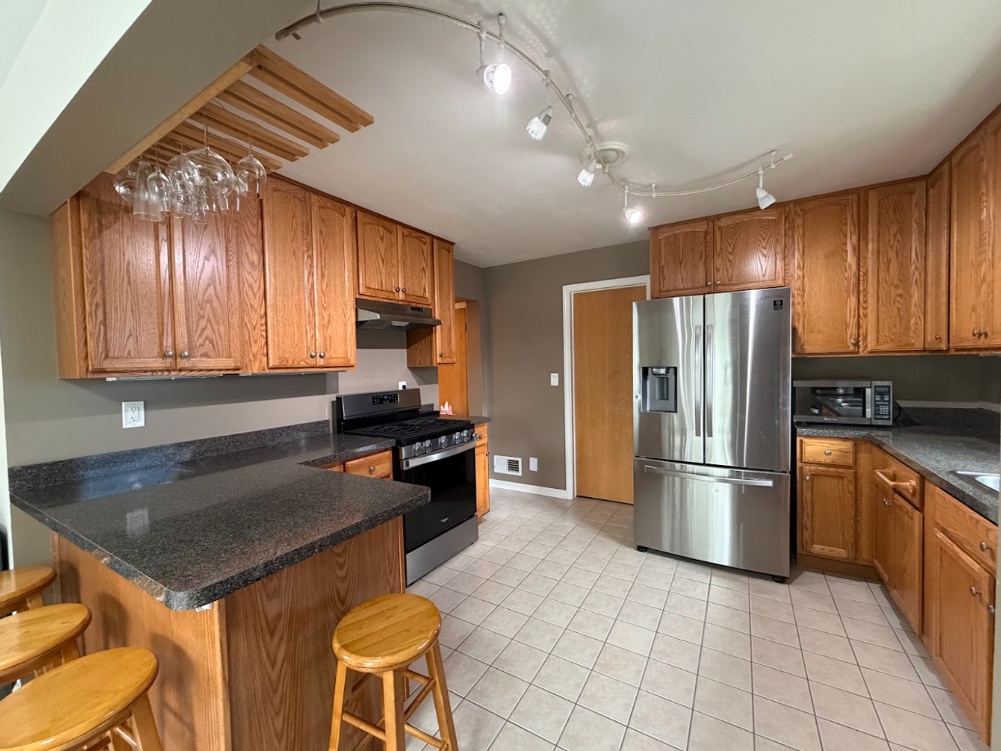 Chicago House: 5540 N Fairview Ave