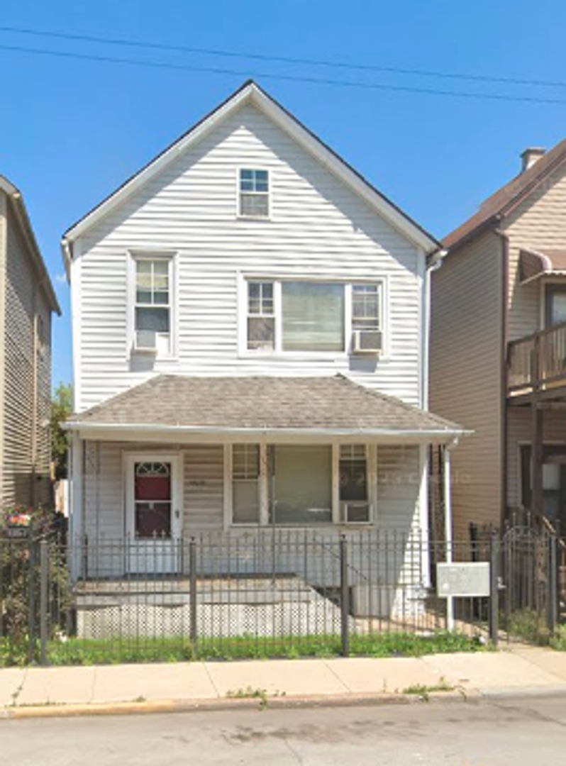 Chicago Apartment: 8531 S Burley Ave Apt 1R
