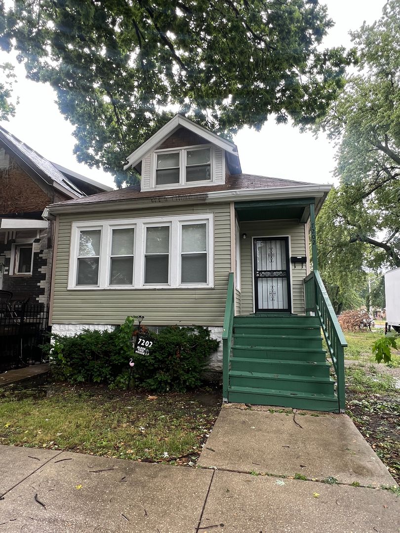 Chicago House: 7202 S Marshfield Ave