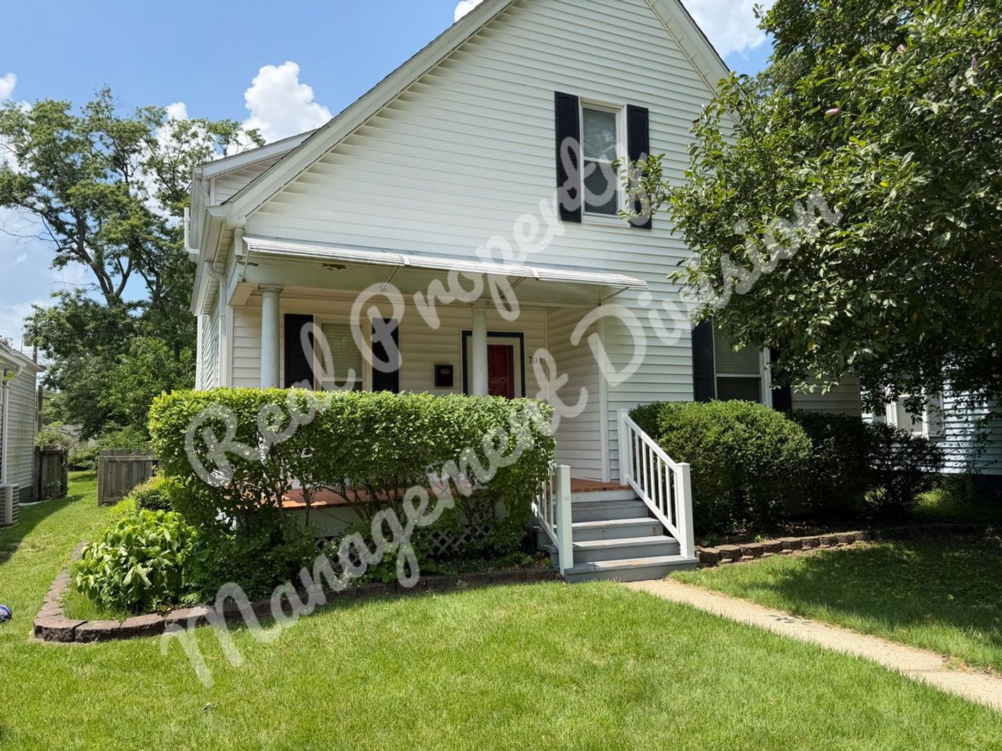 Springfield House: 701 South Columbia