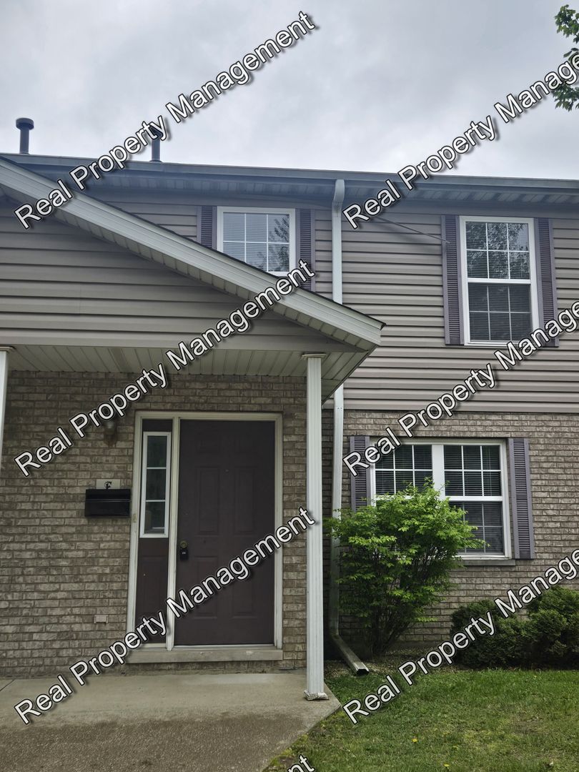 Valparaiso House: 1710 Firestone Ln Apt. F