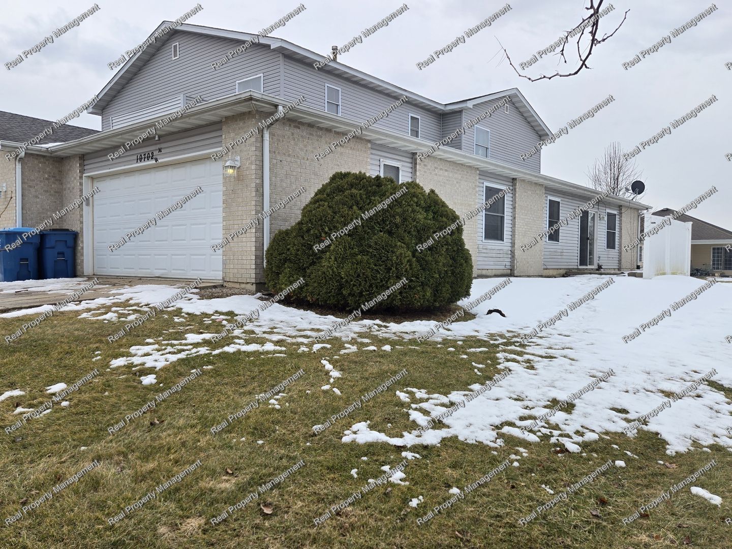 Crown Point House: 10702 Pike Street