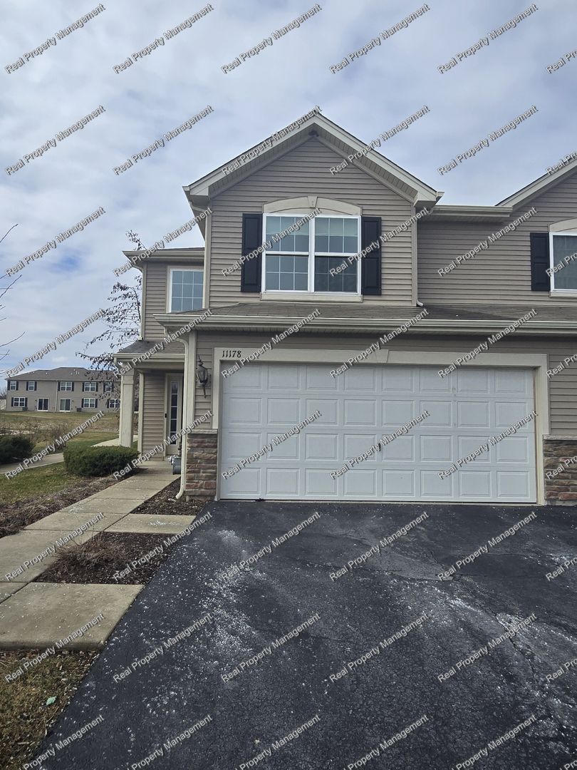 Crown Point House: 11178 Tennessee Street