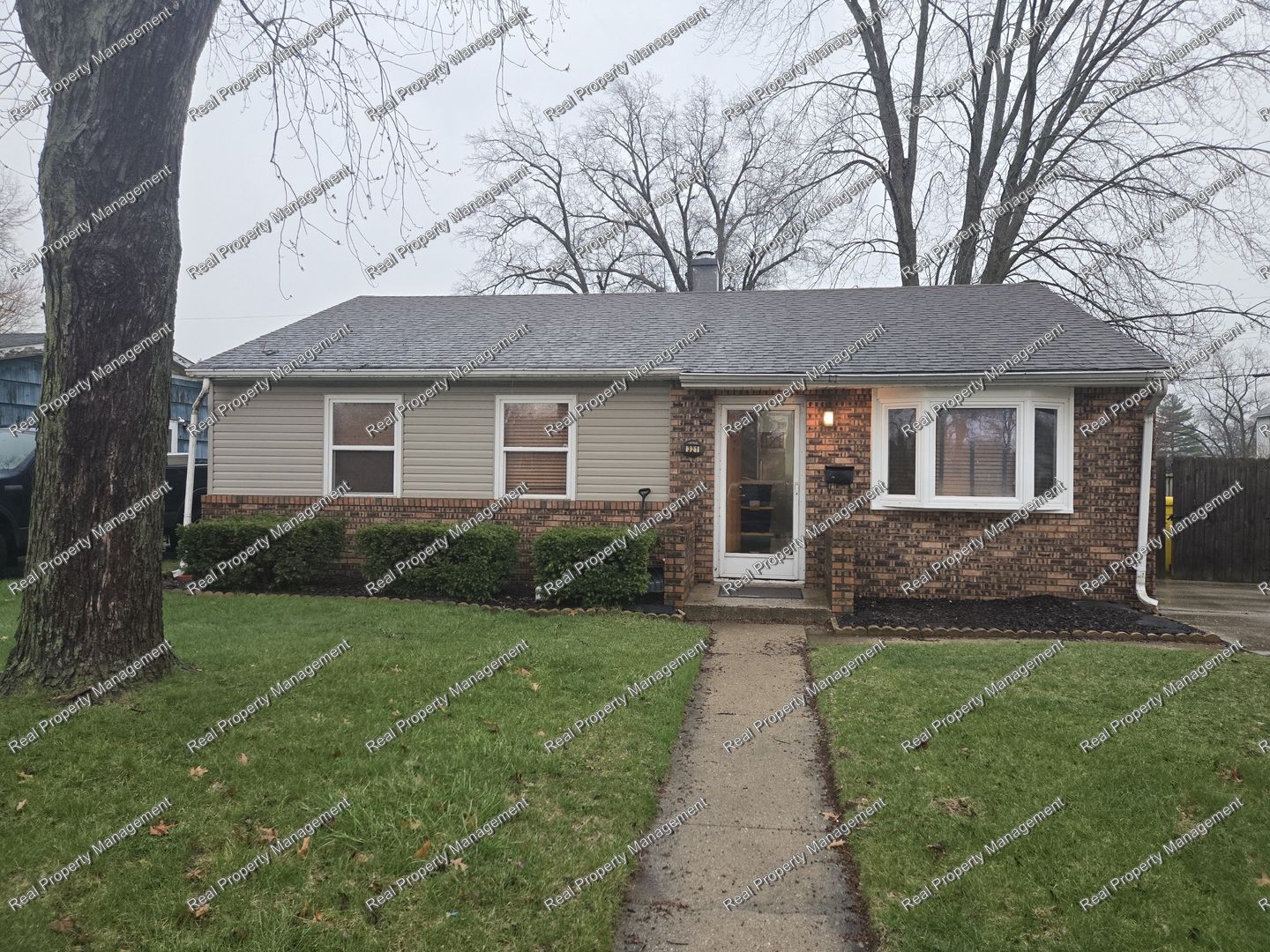 Griffith House: 321 N. Elmer St.