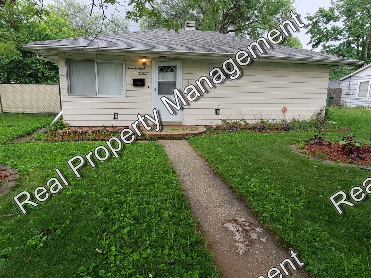 Hammond House: 7813 White Oak Lane