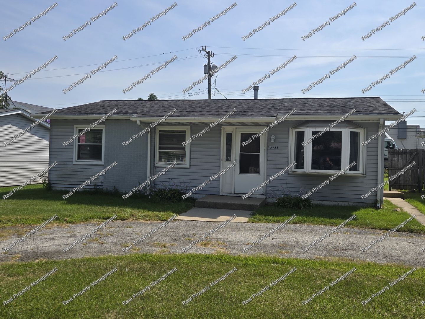 Merrillville House: 3733 W. 80th Ave