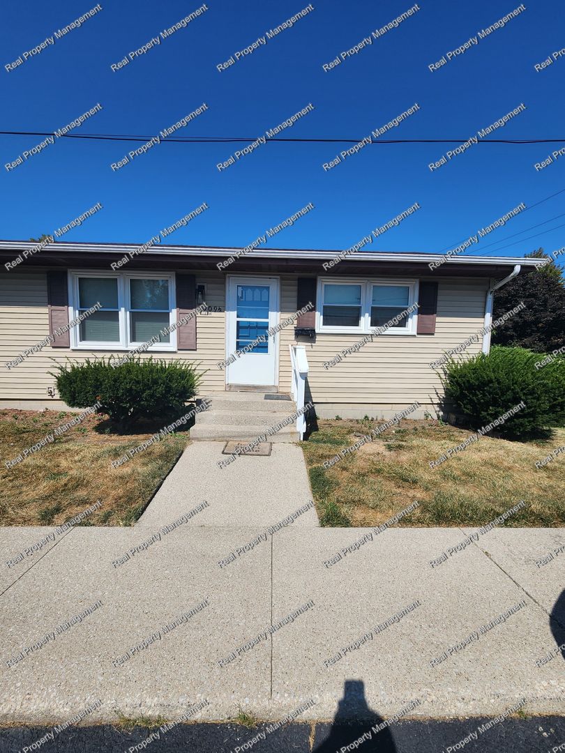 Crown Point House: 709 1/2 North Grant Street