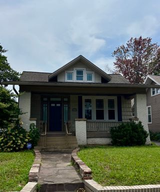 Charming 4 Bedroom Duplex Near University of Evansville – photo 1