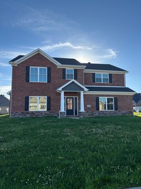 Spacious 4 Bedroom Home with Bonus Room – photo 1