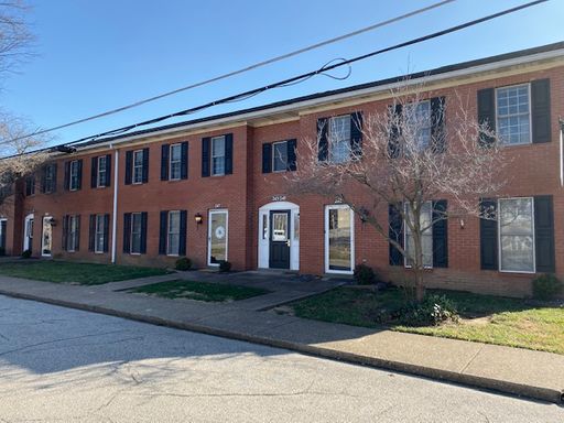 Downtown Living Near Coffee Shops & Riverfront – photo 1