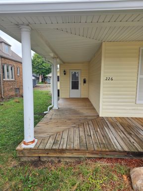 Duplex in Greenwood – photo 1
