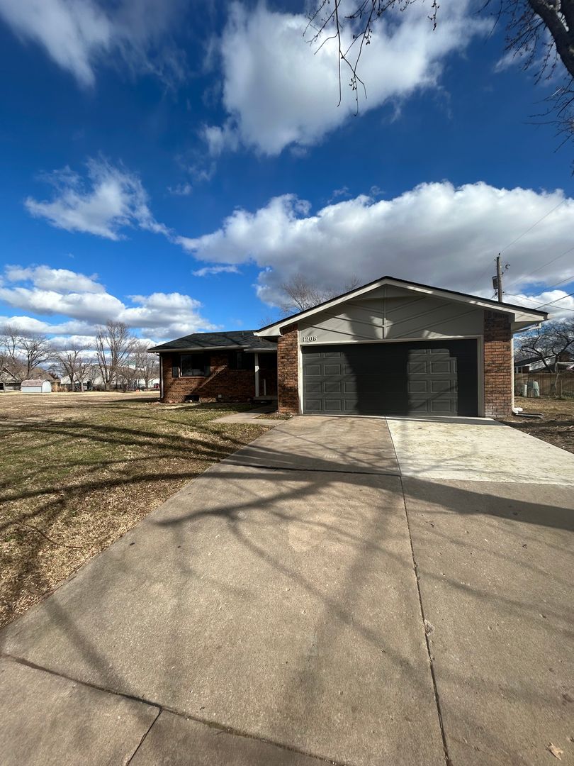 Wichita House: 1208 N Brunswick