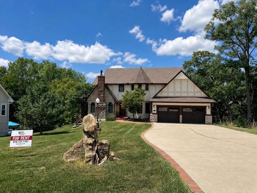 5 Bedroom 5.5 Bath Luxury Home in The Northland!! Deposit Free Living via Obligo!