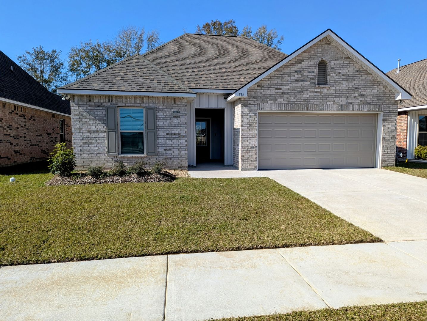 Lafayette House: 136 Segovia Way