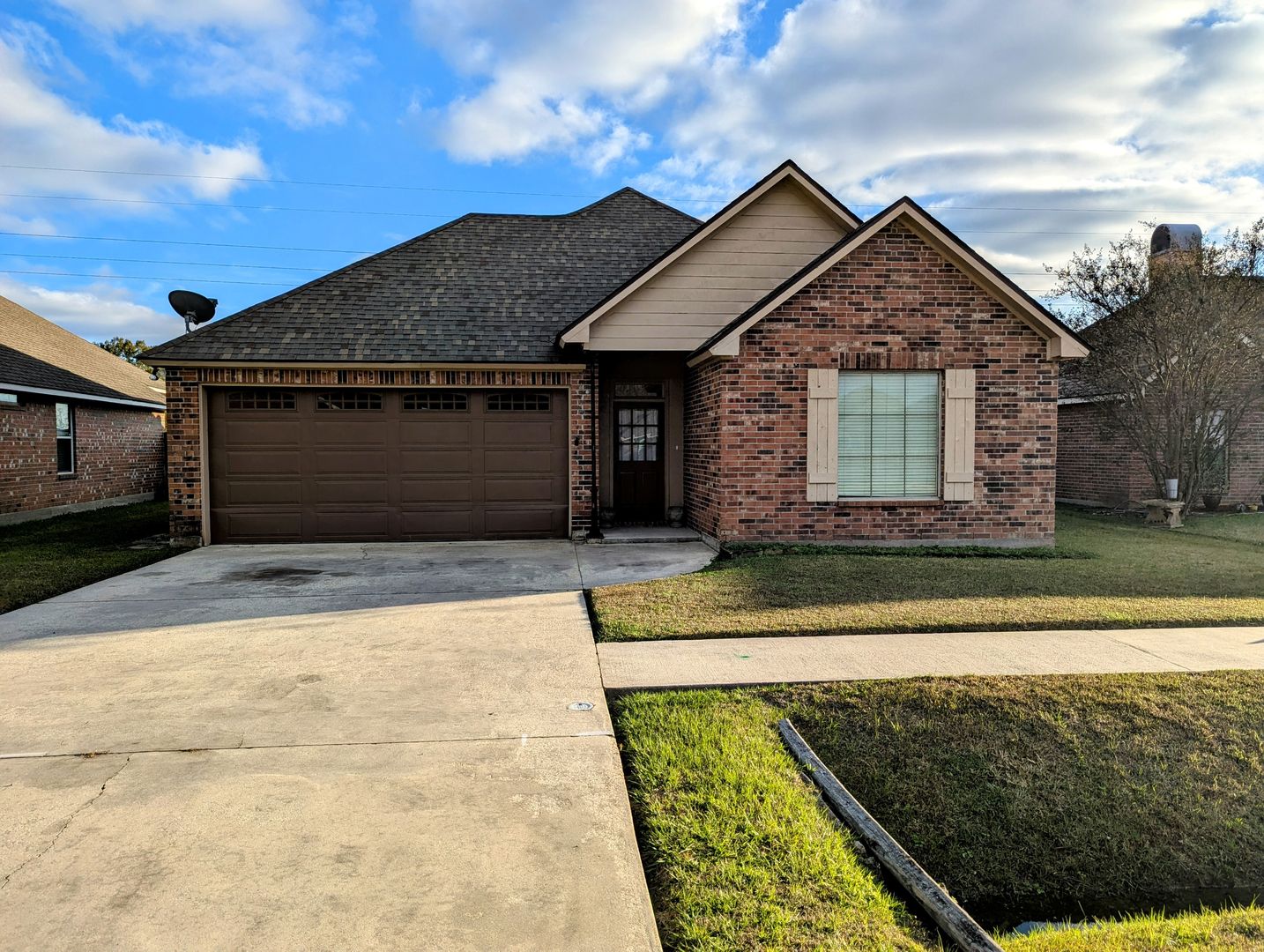 Lafayette House: 404 Summerfest Dr.