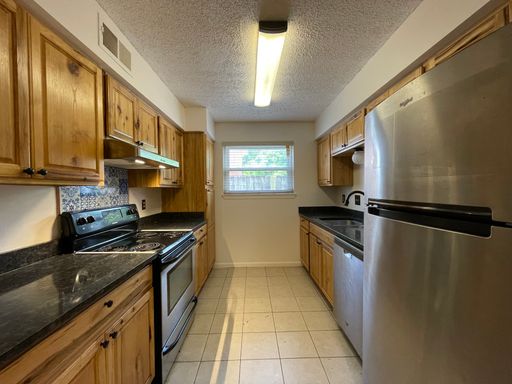 Townhouse: Central Place – photo 1