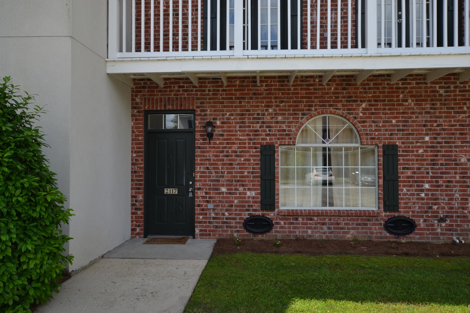 Baton Rouge House: 2117 Cypress Hall Alley