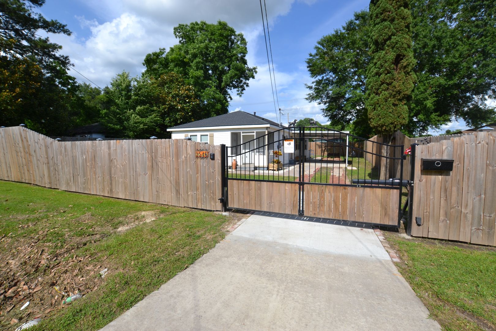 Baton Rouge House: 9516 Gassie St