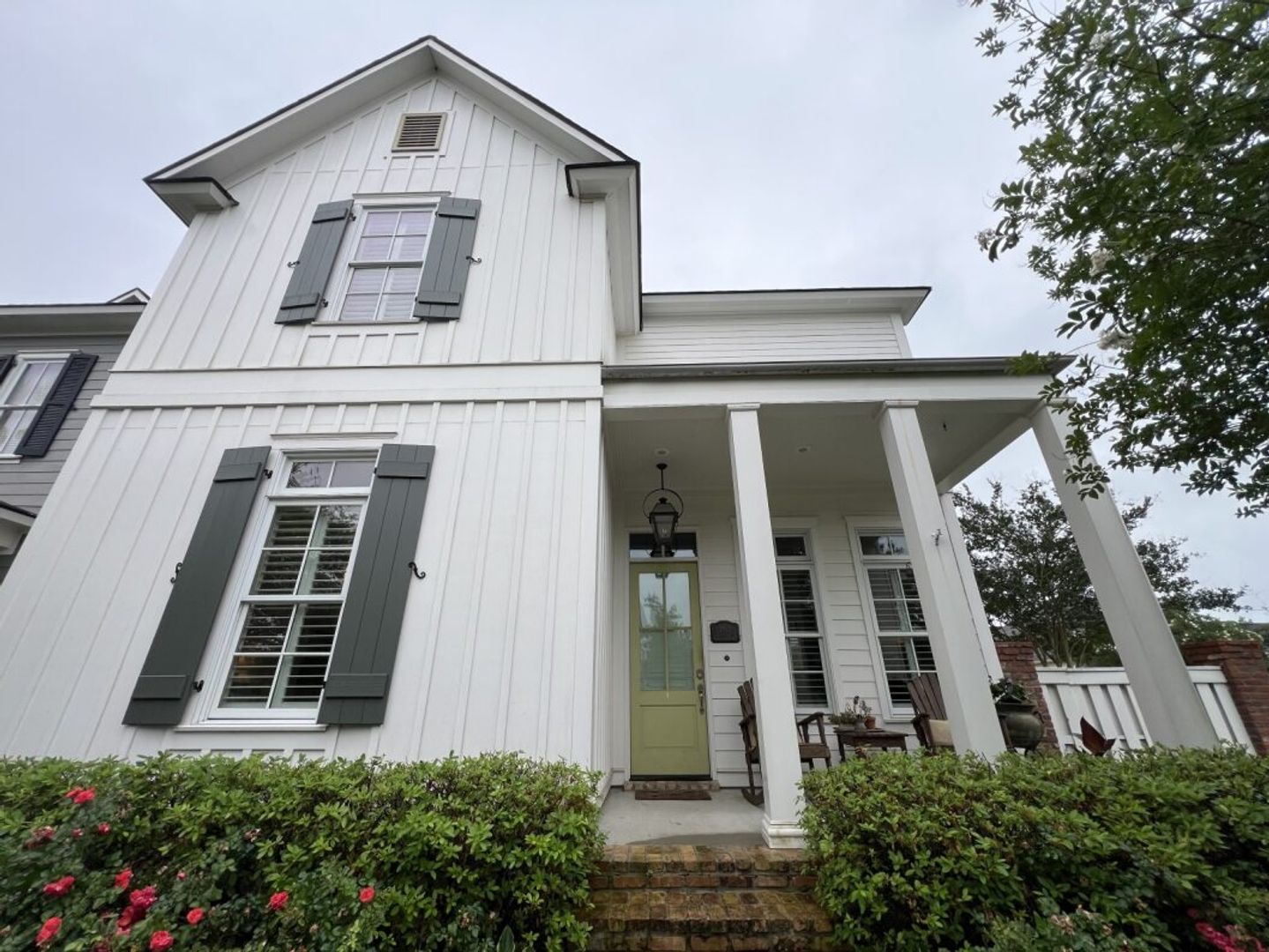 Zachary House: 1142 Memorial Sq.