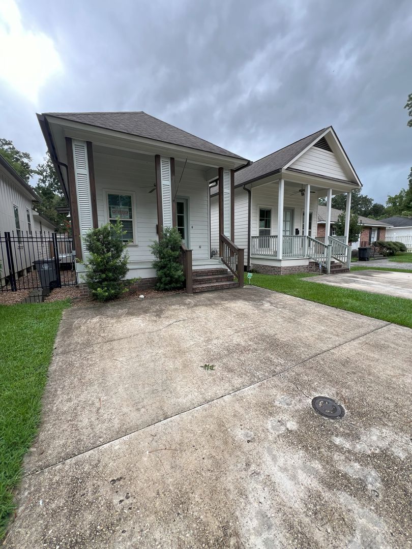 Baton Rouge House: 2353 Orpine Ave.