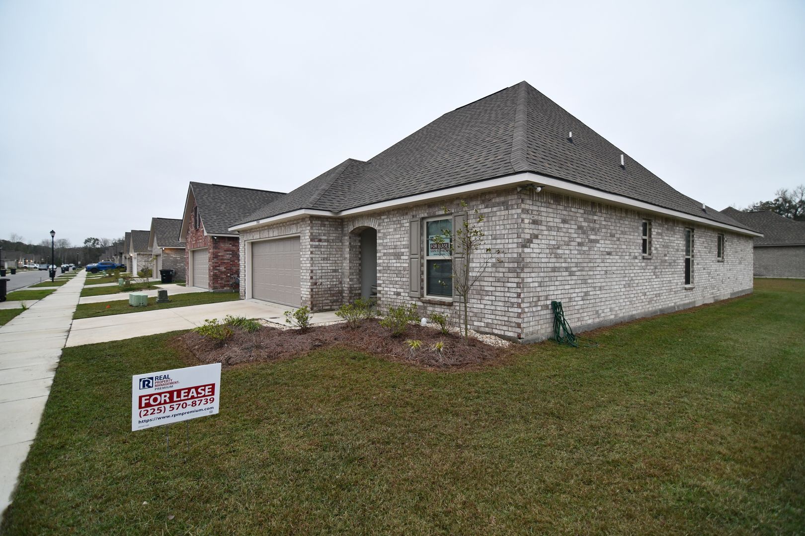 Baton Rouge House: 7108 Kenilworth Crossing Ave