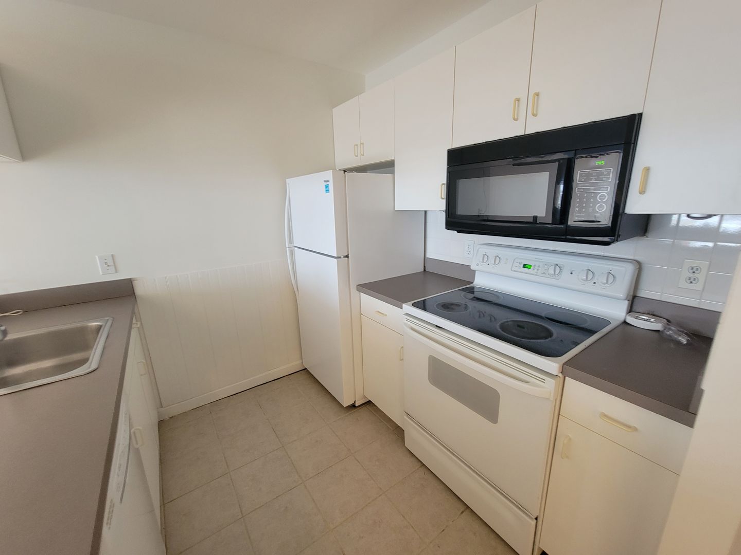 Quincy Condo: 100 W Squantum St. Unit 607