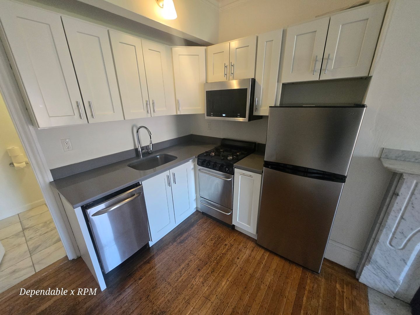 Boston Apartment: 86 Charles Street