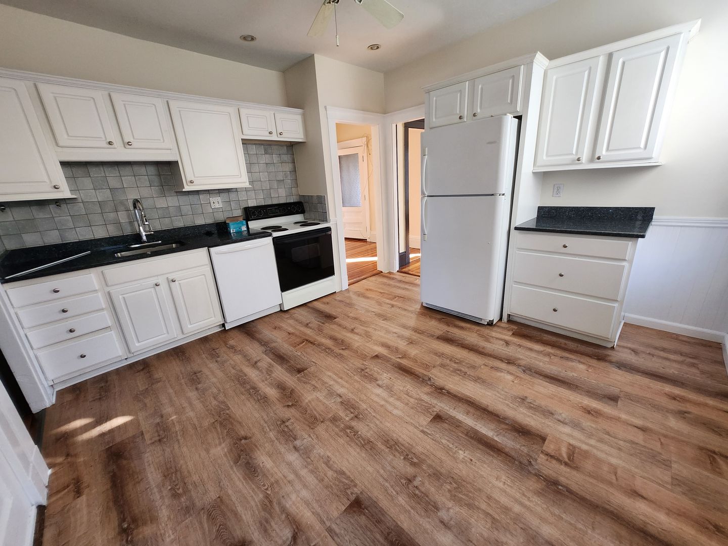 Boston Condo: 4 Grafton Street #3