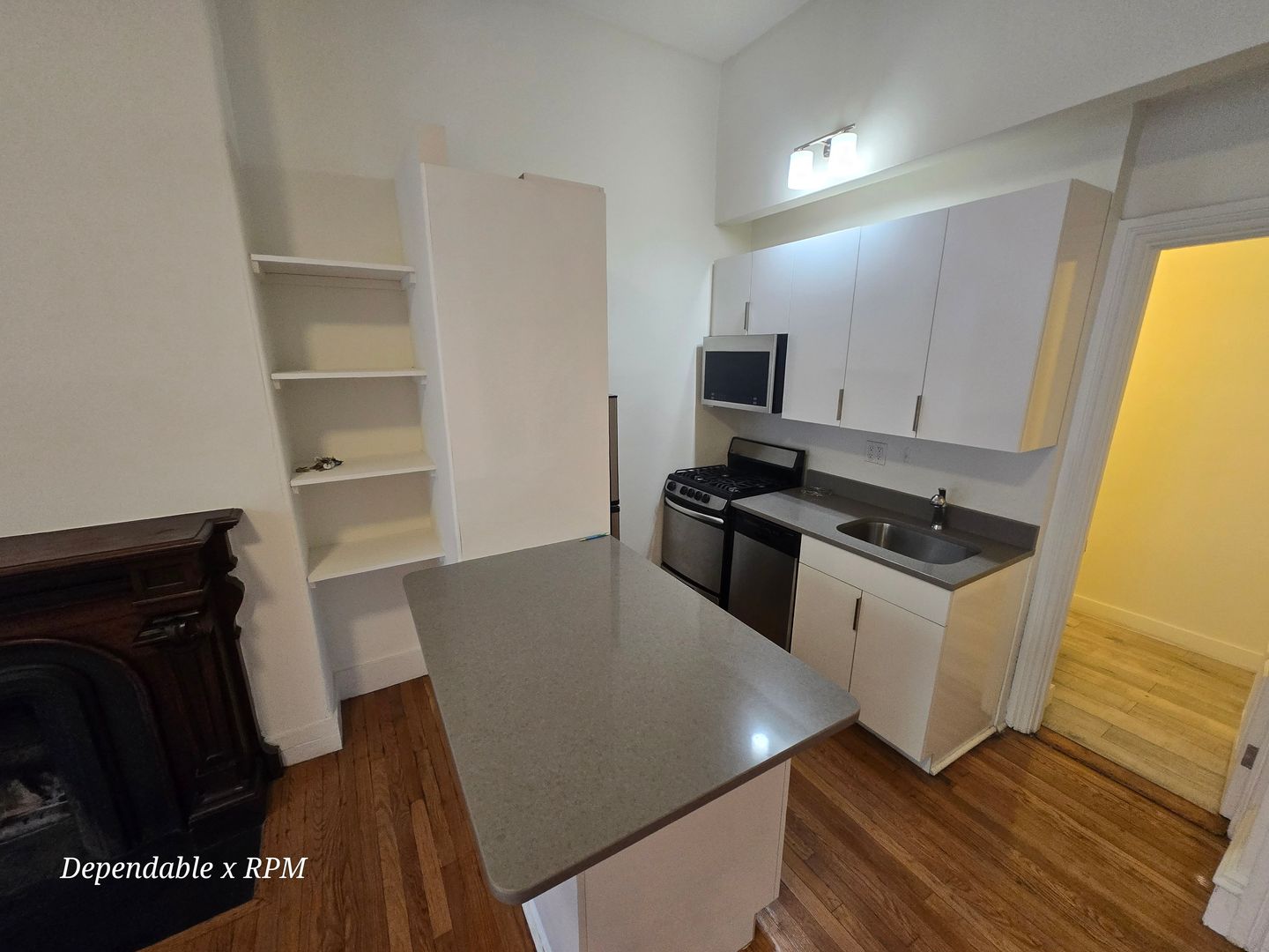 Boston Apartment: 86 Charles Street