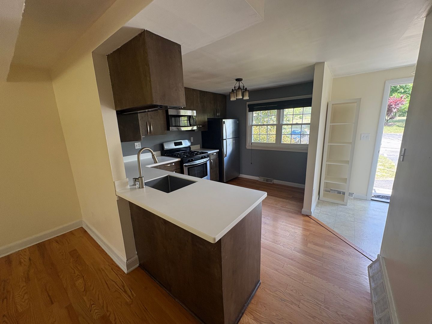 Millis House: 19 Hemlock Circle