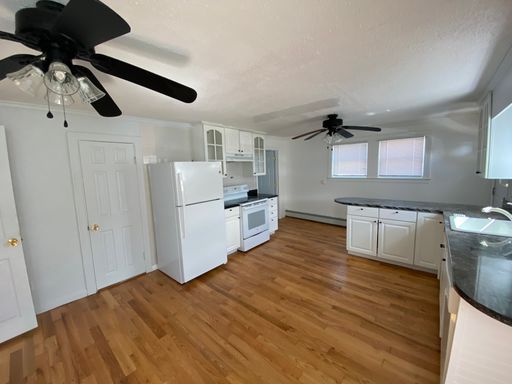 Newly updated 2 bedroom 2nd floor apartment in Milford! – photo 1