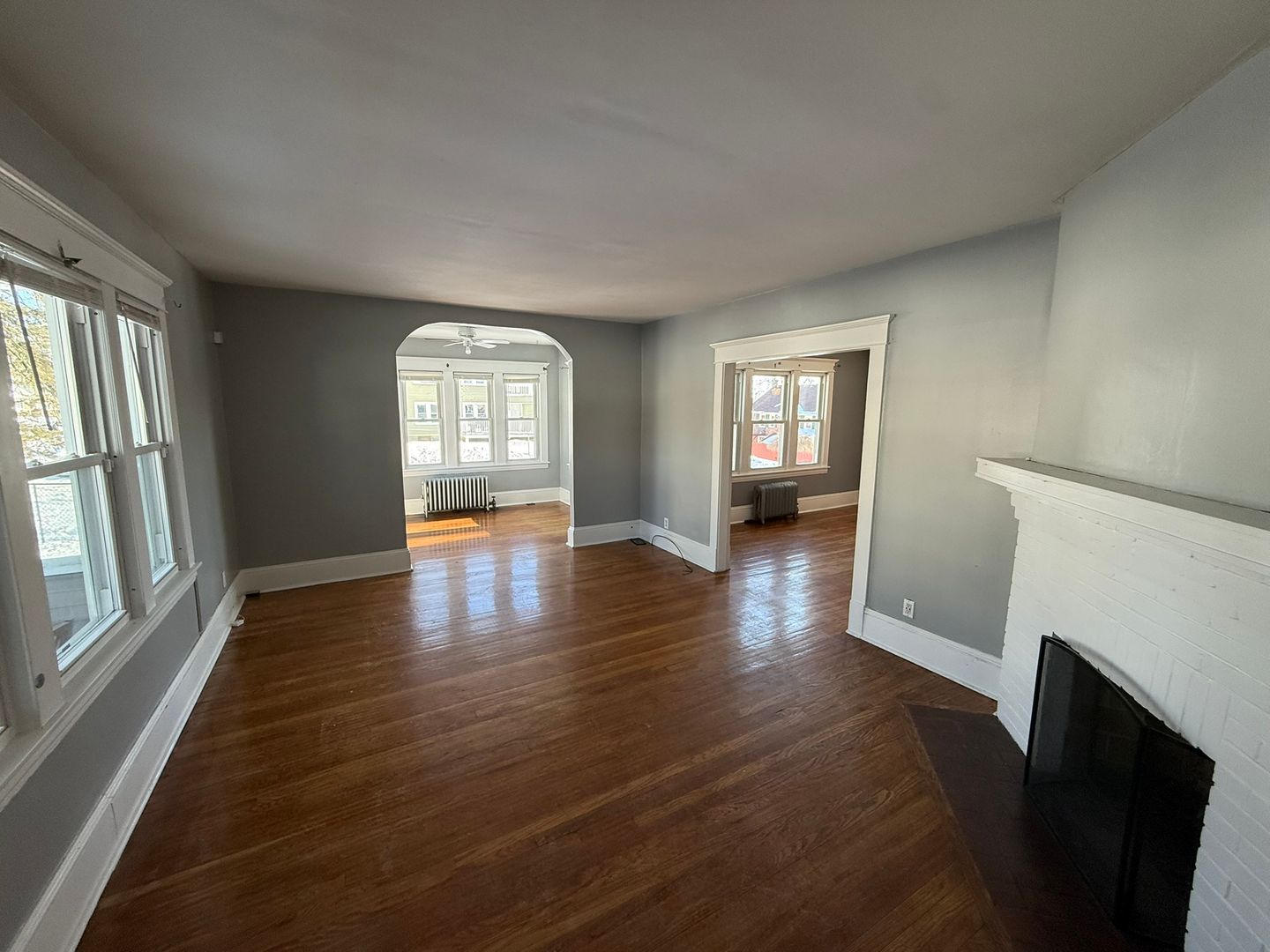 Springfield Apartment: 64-66 Knollwood Street