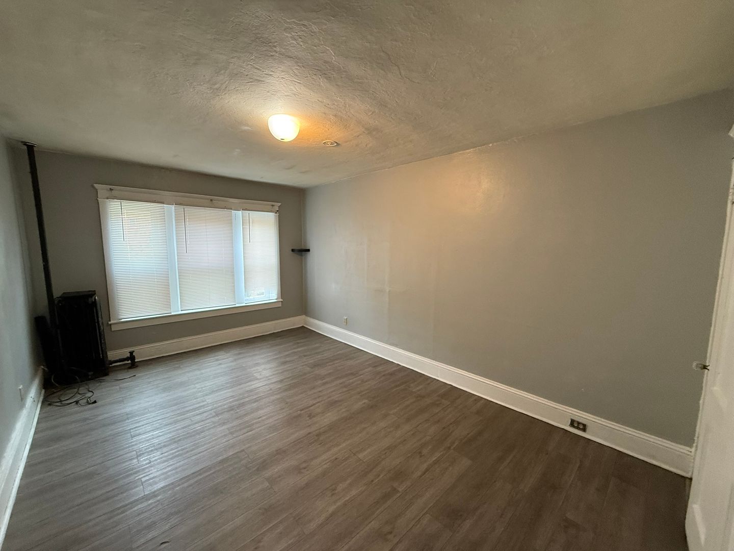 Springfield Apartment: 56-60 Fort Pleasant Avenue