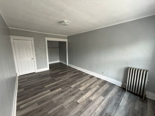 Studio Apartment in Springfield. Fourth Floor. Heat and Hot Water Included!