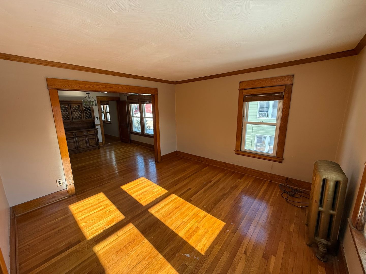 Springfield Apartment: 99-101 Mooreland St