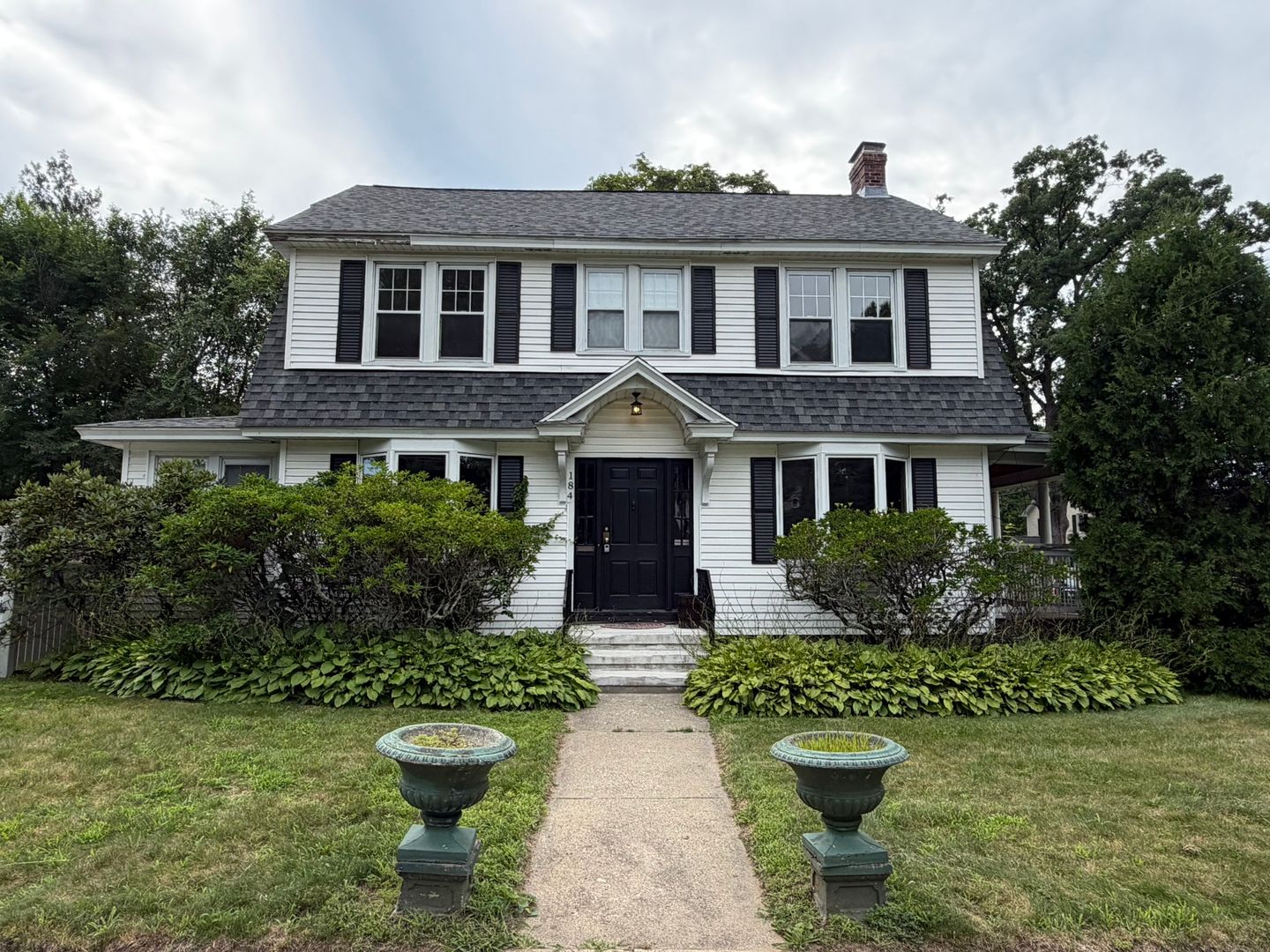 Springfield House: 184 Hartford Terrace