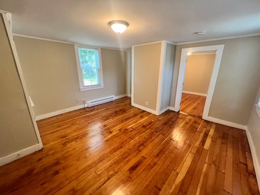 Glowing One Bedroom Apartment Next to Belchertown's Common!
