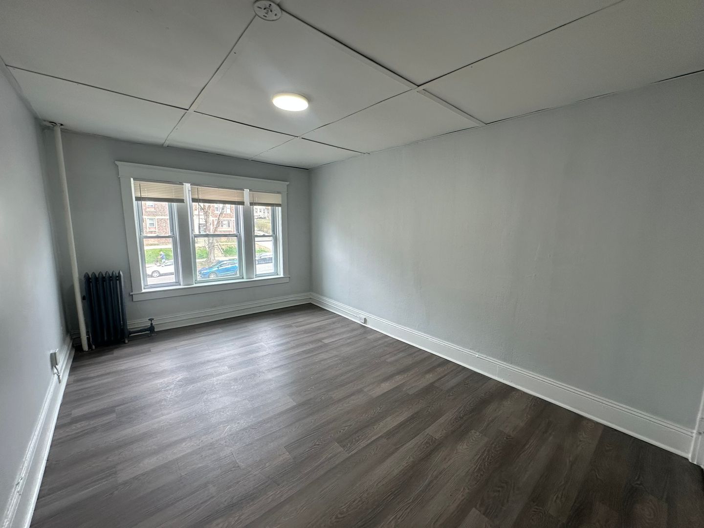 Springfield Apartment: 56-60 Fort Pleasant Avenue