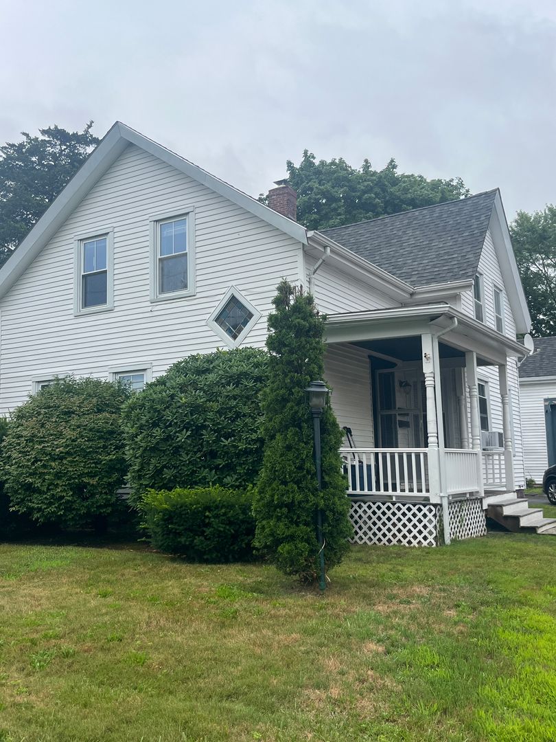 Middleboro Condo: 31 Oak St, Unit #2