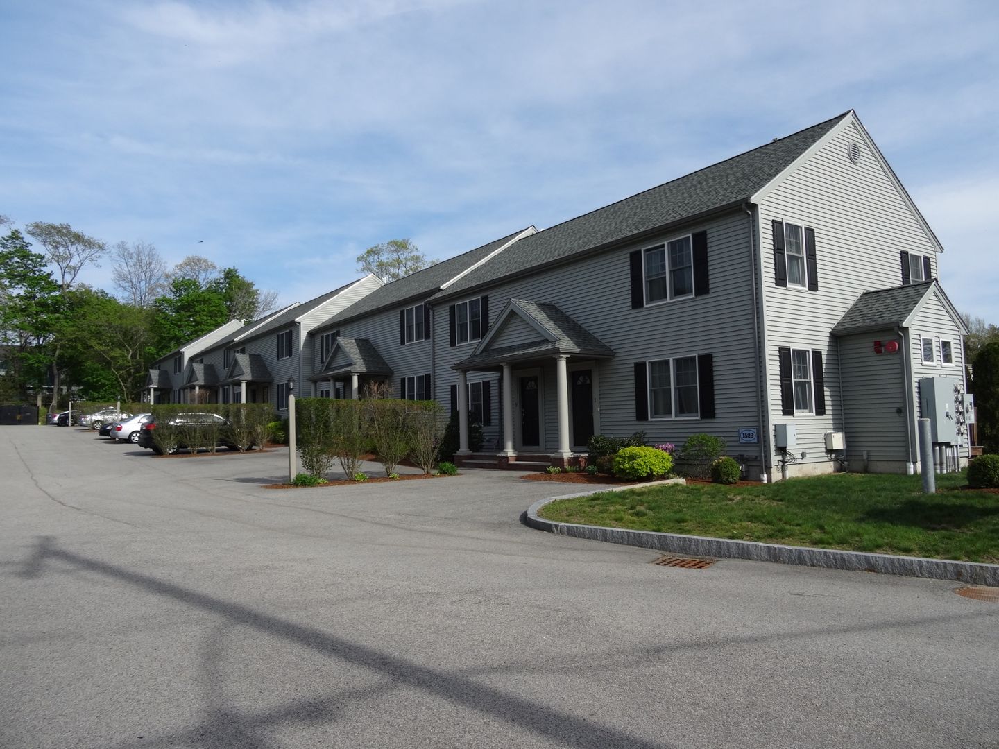 East Weymouth House: 1529 Commercial St #2