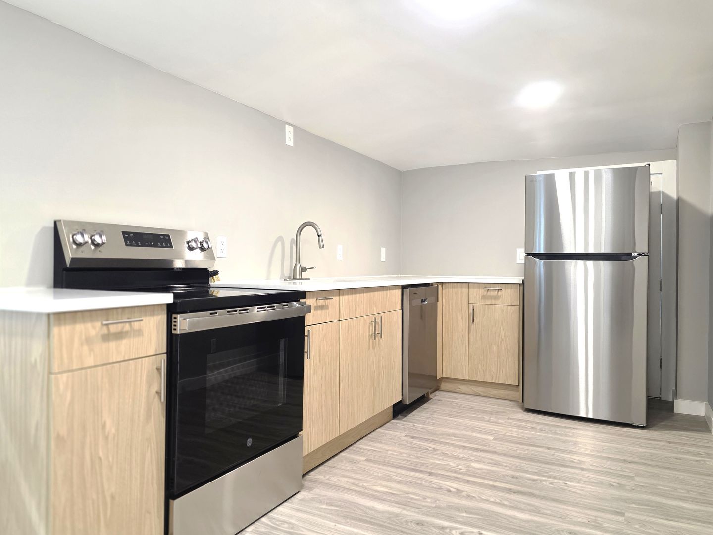 Williamstown Apartment: 181 North Street - Second Floor