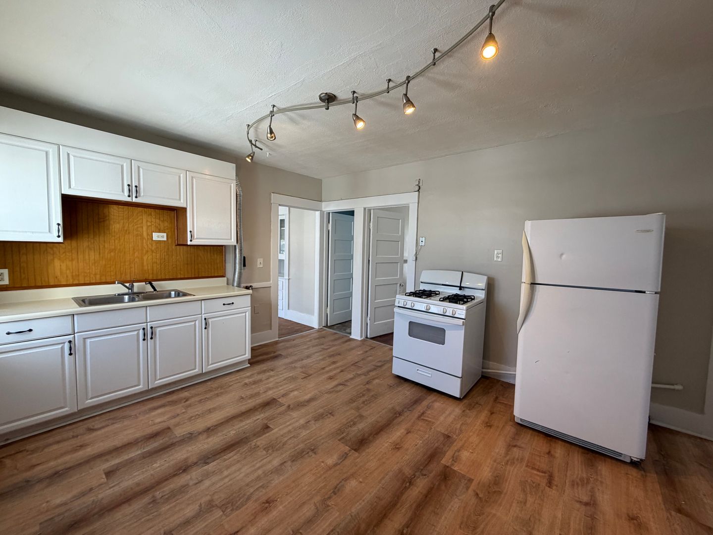 Pittsfield Apartment: 93-95 Stoddard Avenue