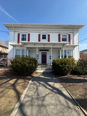 Sunny & Inviting 1 Bedroom